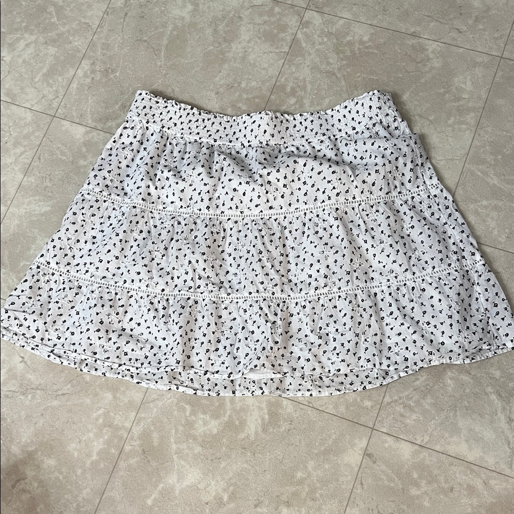 LOFT White and Black Mini Skirt XL